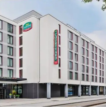 Seminarhotel Courtyard by Marriott von außen